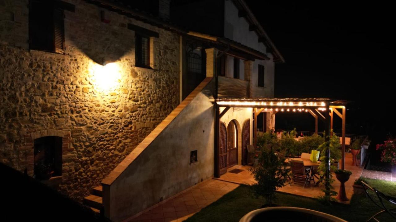פרוג'ה Casale Mille E Una Notte מראה חיצוני תמונה